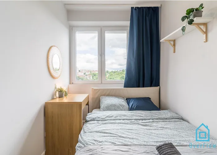 Whizzy Room