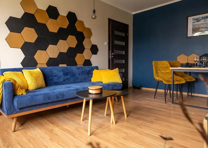 Hexagon Studio Comfort