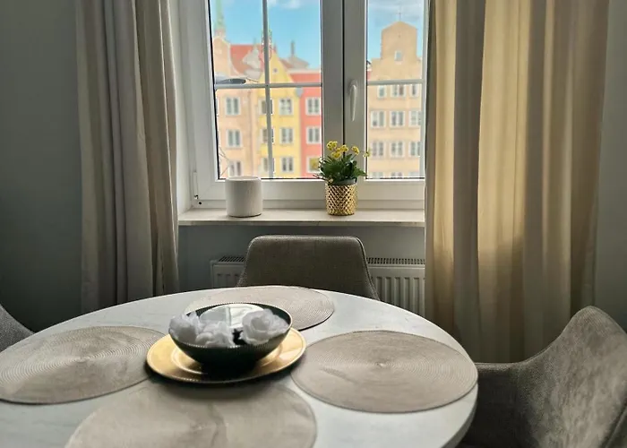 Cloud 6 - Old Town View Apartment Gdansk