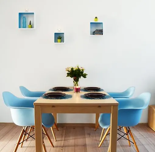 Old Town Holiday & Business Apartment