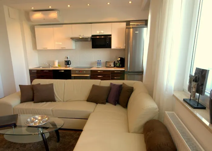 Irs Royal Apartments - Aviator