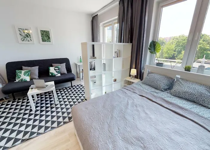 New Whitehouse Rooms