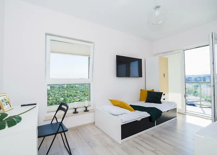 Feel Summer Vibes At 3Br Panoramic View Apartment