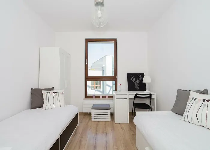 Chill Out Like A Local From Downtown Apt For 6 Parking