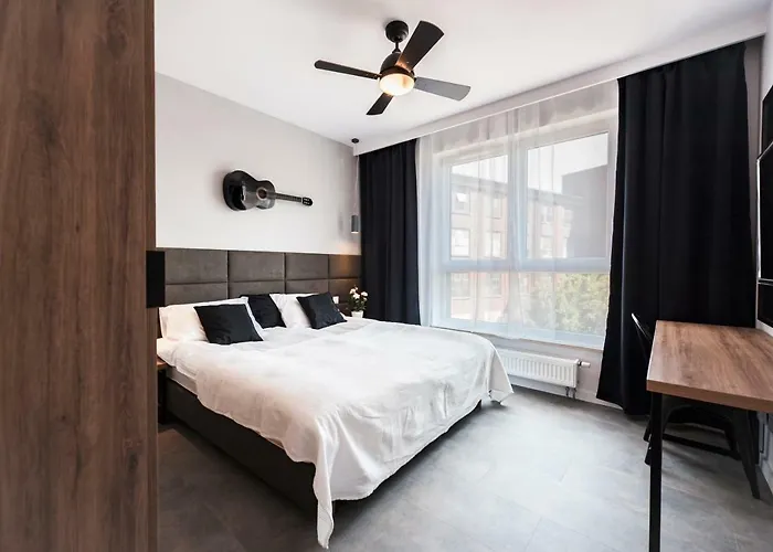 Unique 3City Apartments - Grey Apartment