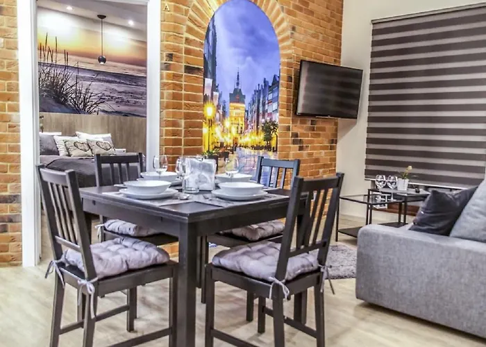 Granary Island Apartment II