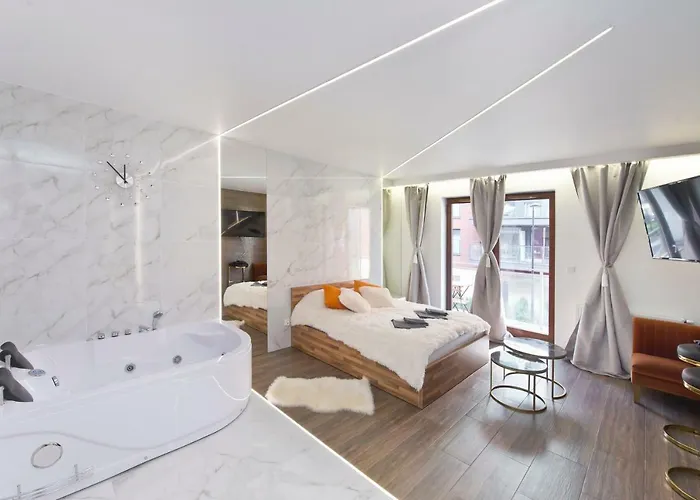 Yourapart Chmielna Park Exclusive Z Wanna Wolnostojaca Lub Jacuzzi