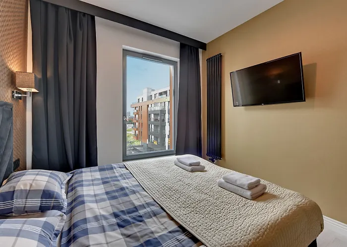 Blue Mandarin Apartments - Riverside