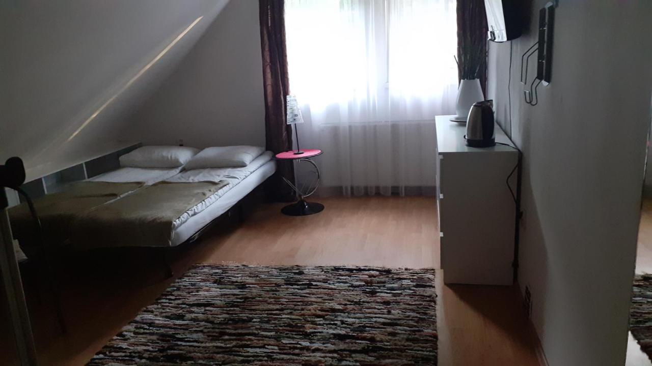 Pokoje Przy Parku Oliwskim * Gdansk