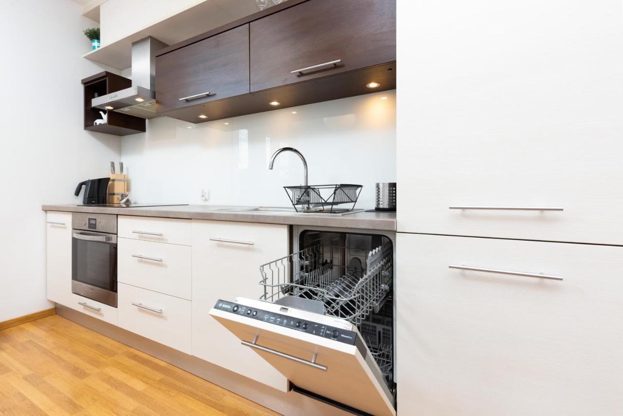 Apartment Platynowa By Renters