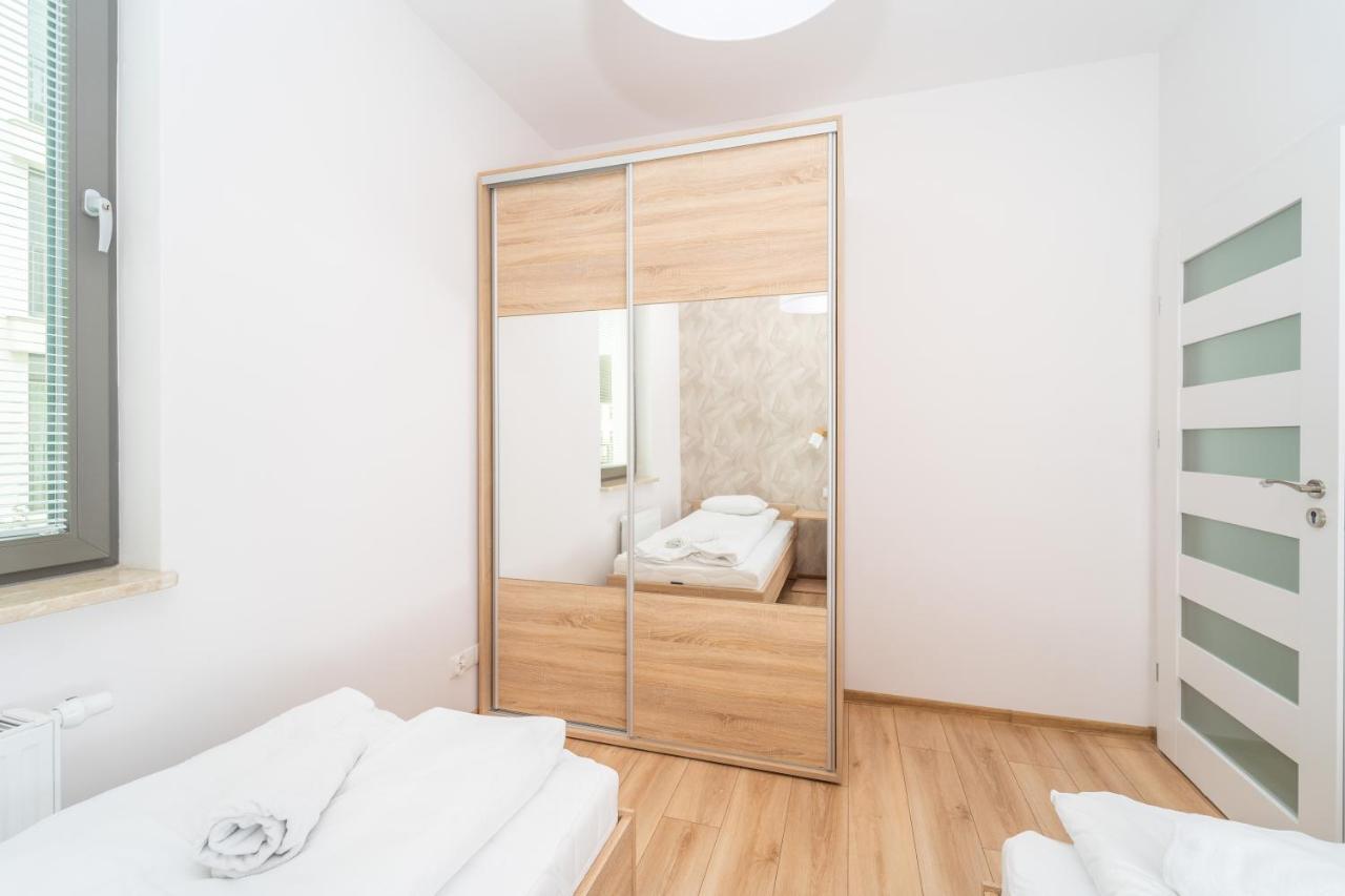 Golden Garden Gates Apartment *