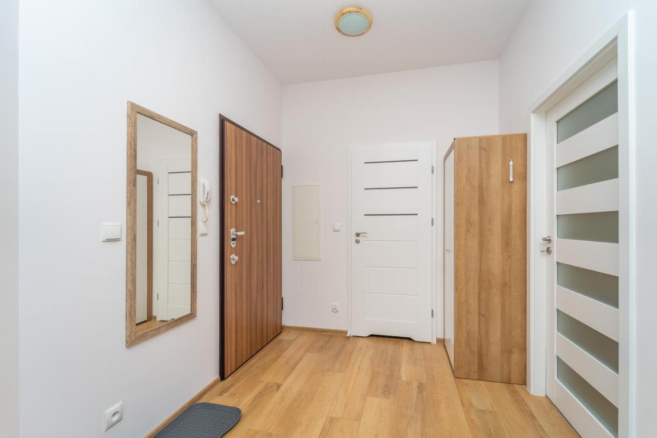 Golden Garden Gates Apartment *