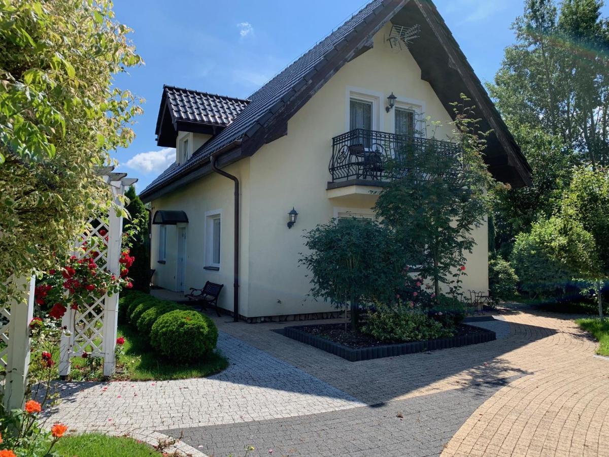 Guest house - W Domku Na Wyspie Sobieszewskiej. *