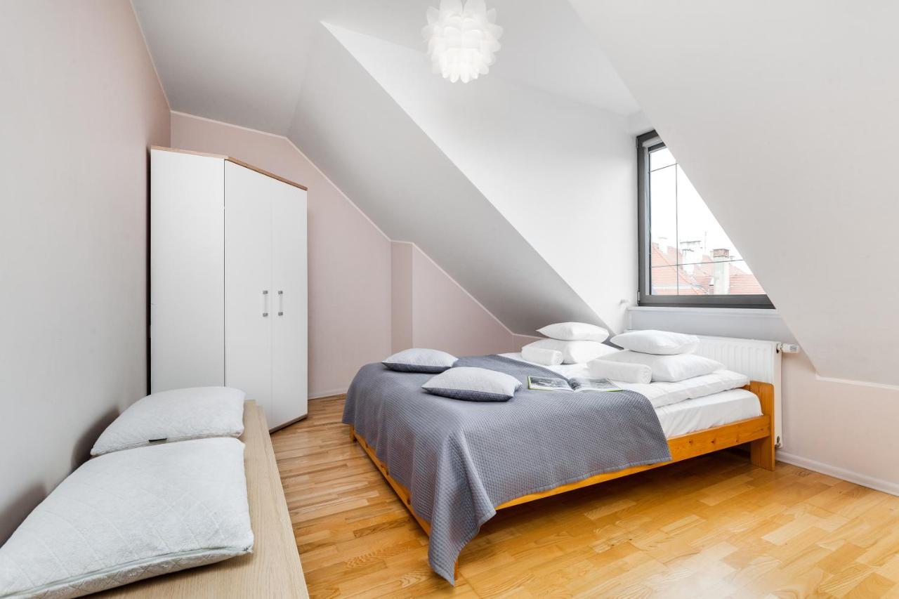 Happy Old Town Tartaczna 235 Apartamento *