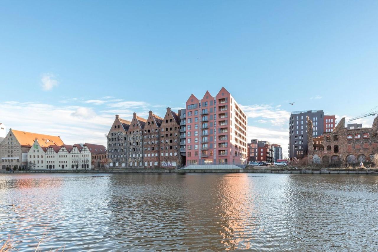 Mw - Waterland Island
