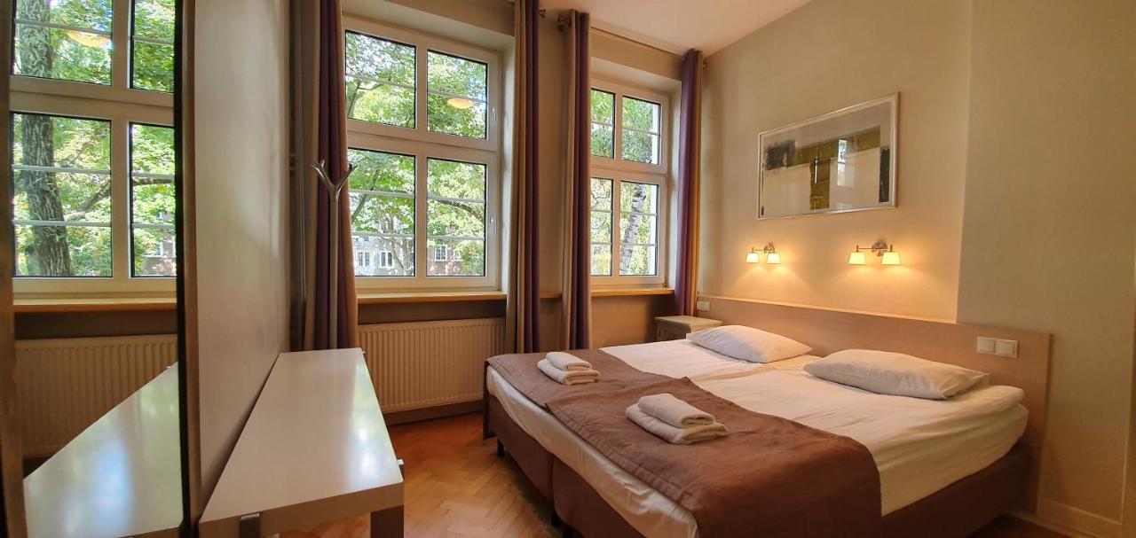 Patio - Old Town Apartment *