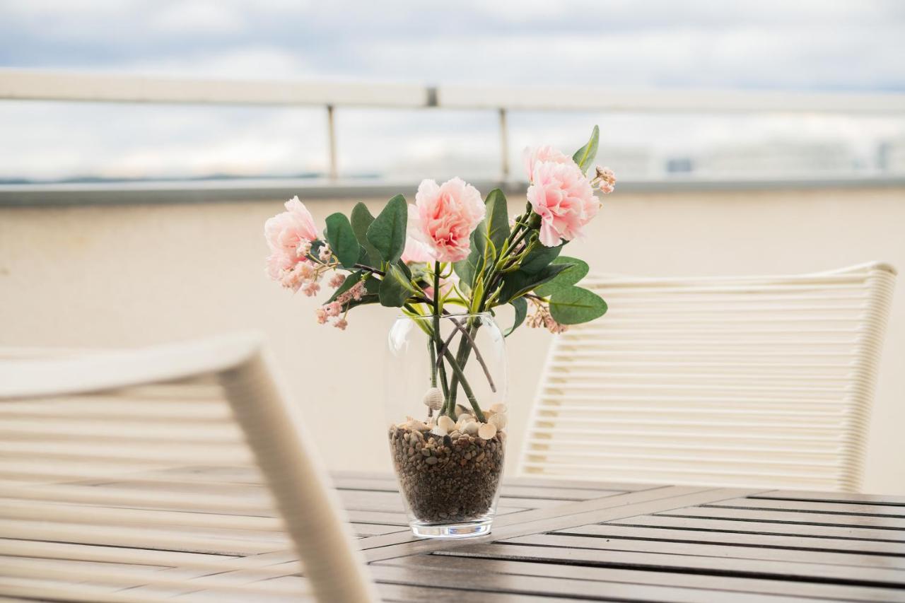 City And Sea View By Renters * Danzig