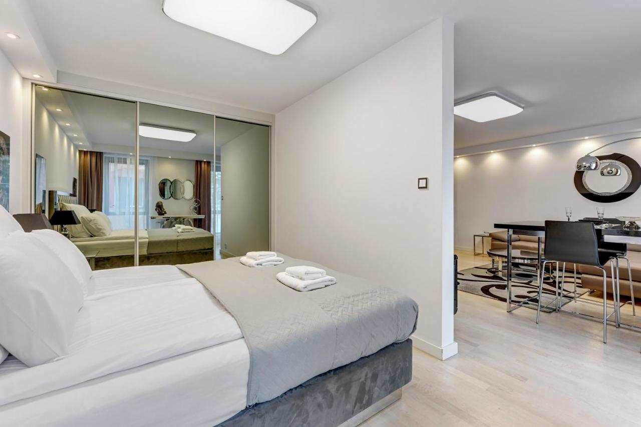 Apartament Downtown Stara Winiarnia *