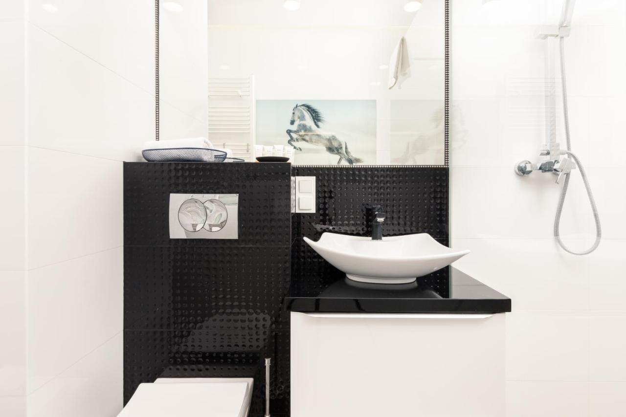 Apartment Riverview Old Town By Renters Gdansk