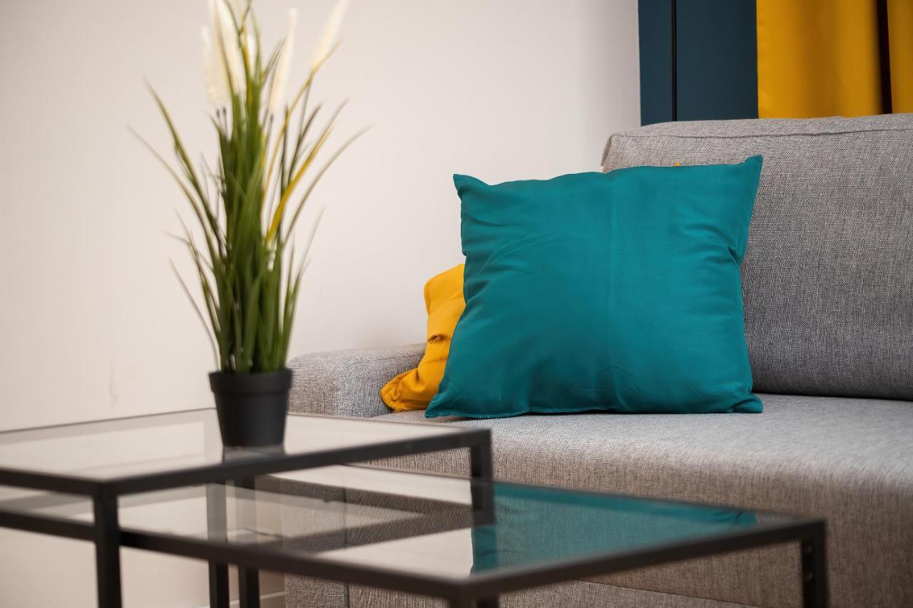 Apartment Old Town Szafarnia By Renters