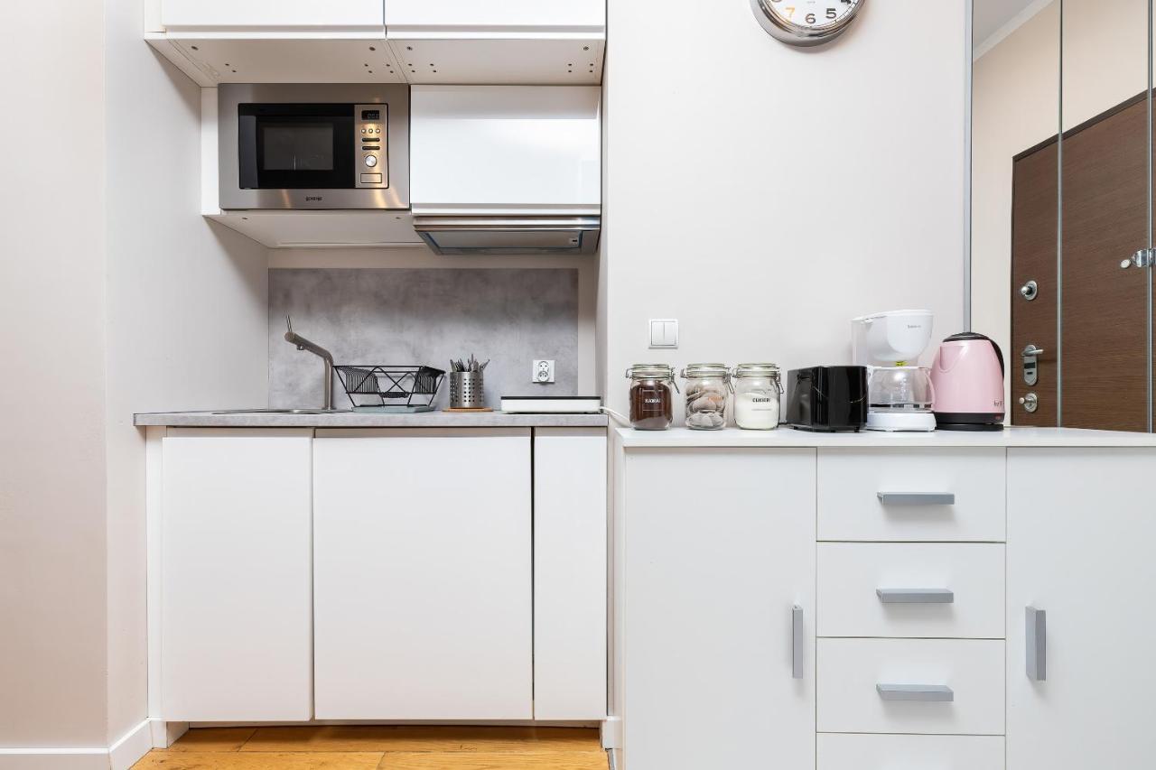 Old Town Szafarnia By Renters Apartment