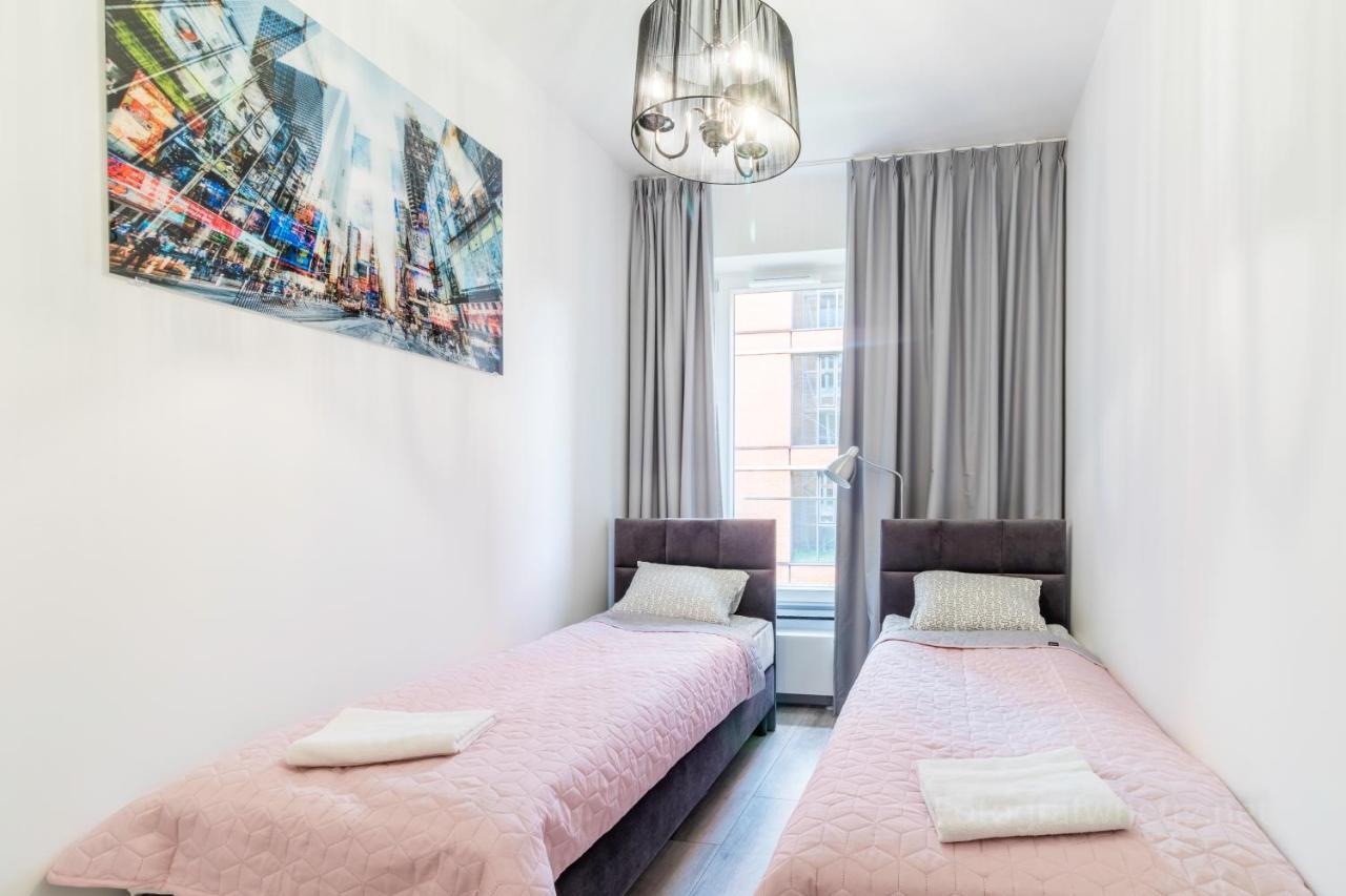 De Lux Apartament Z Ogrodem *