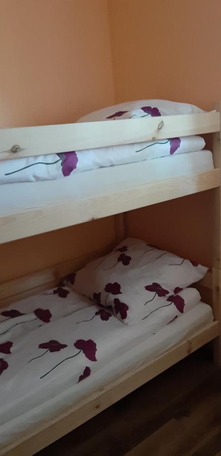 Hostel52 *