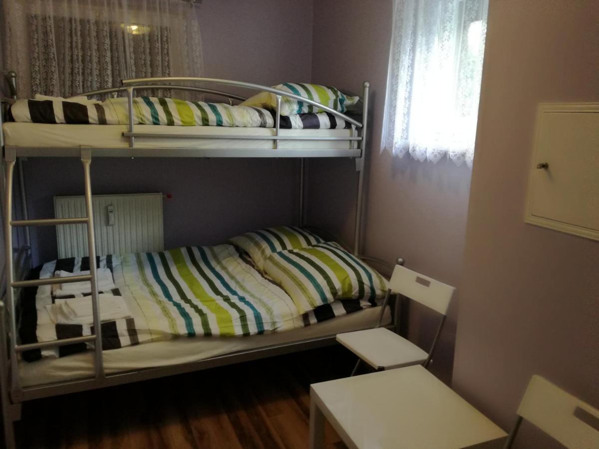 Vandrerhjem Hostel52 *