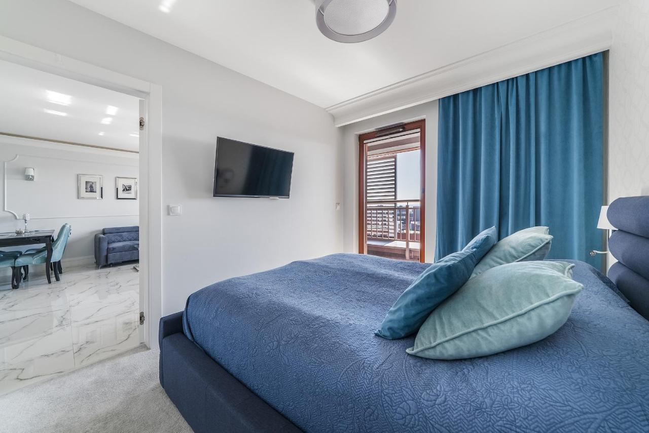 Premium Apartment *