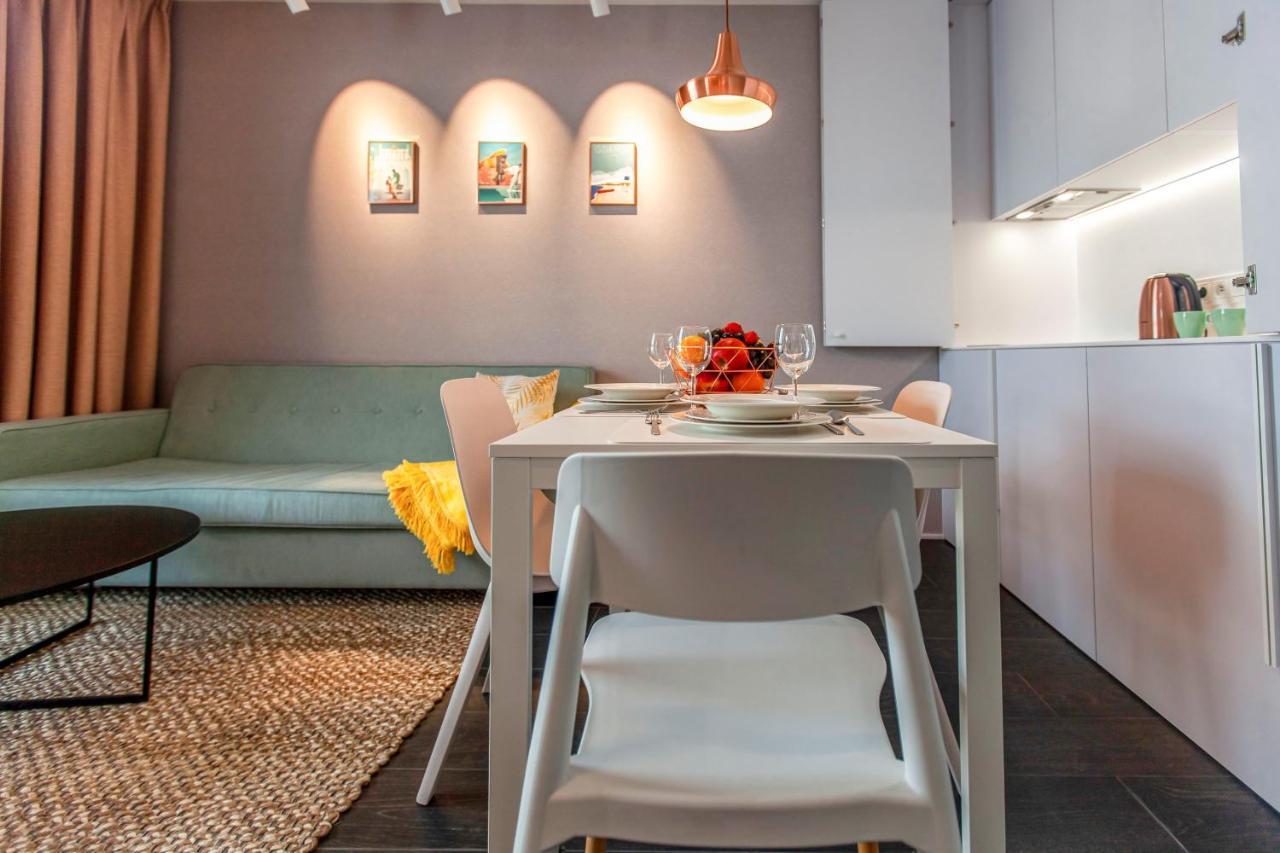 Megi & Greg Apartment *