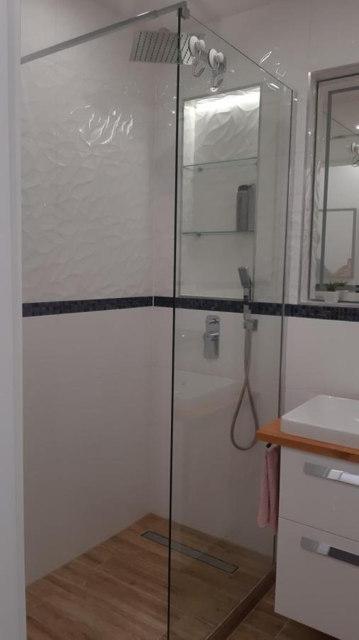 Srodmiescie Apartment *