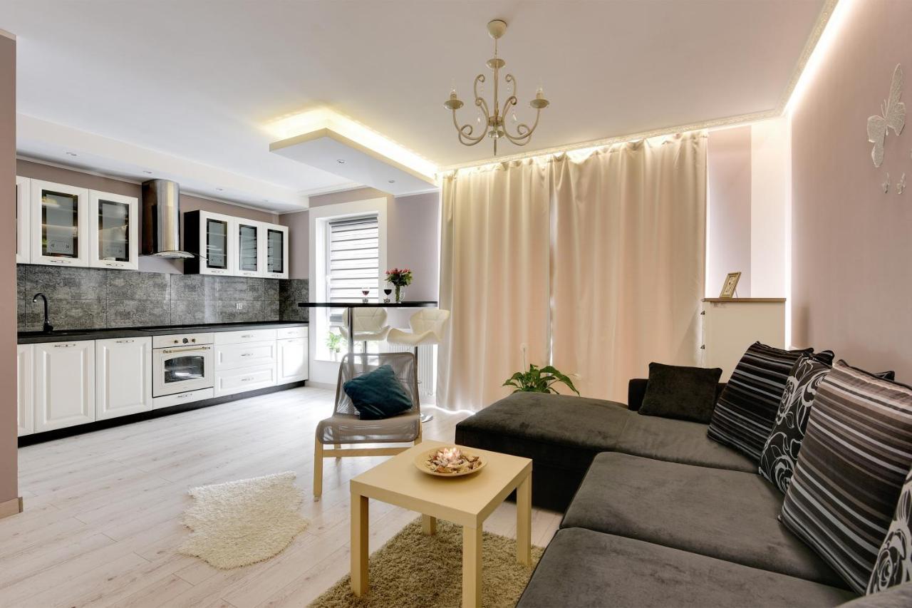 Granary Island Apartment *