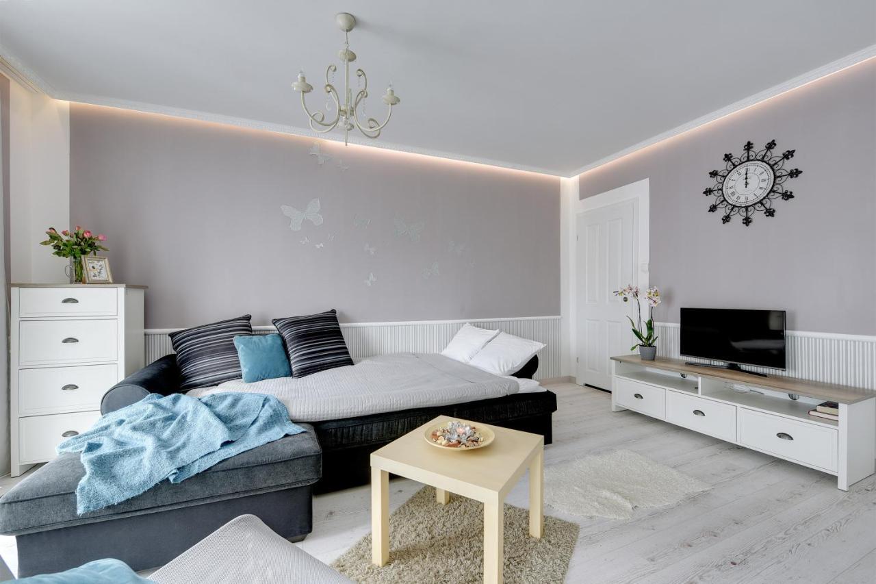 Granary Island Apartment *