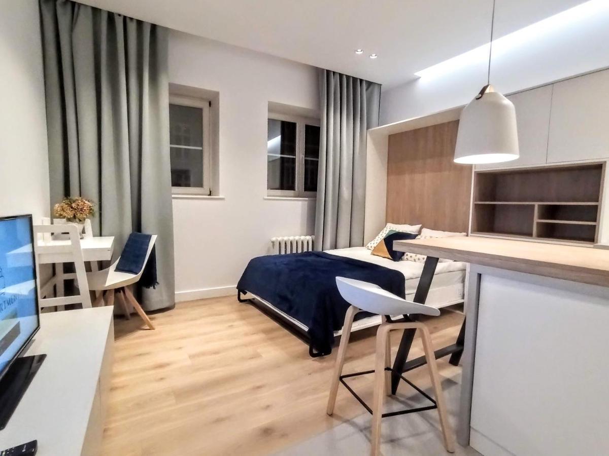 Apartment Comfy - Old Town Center