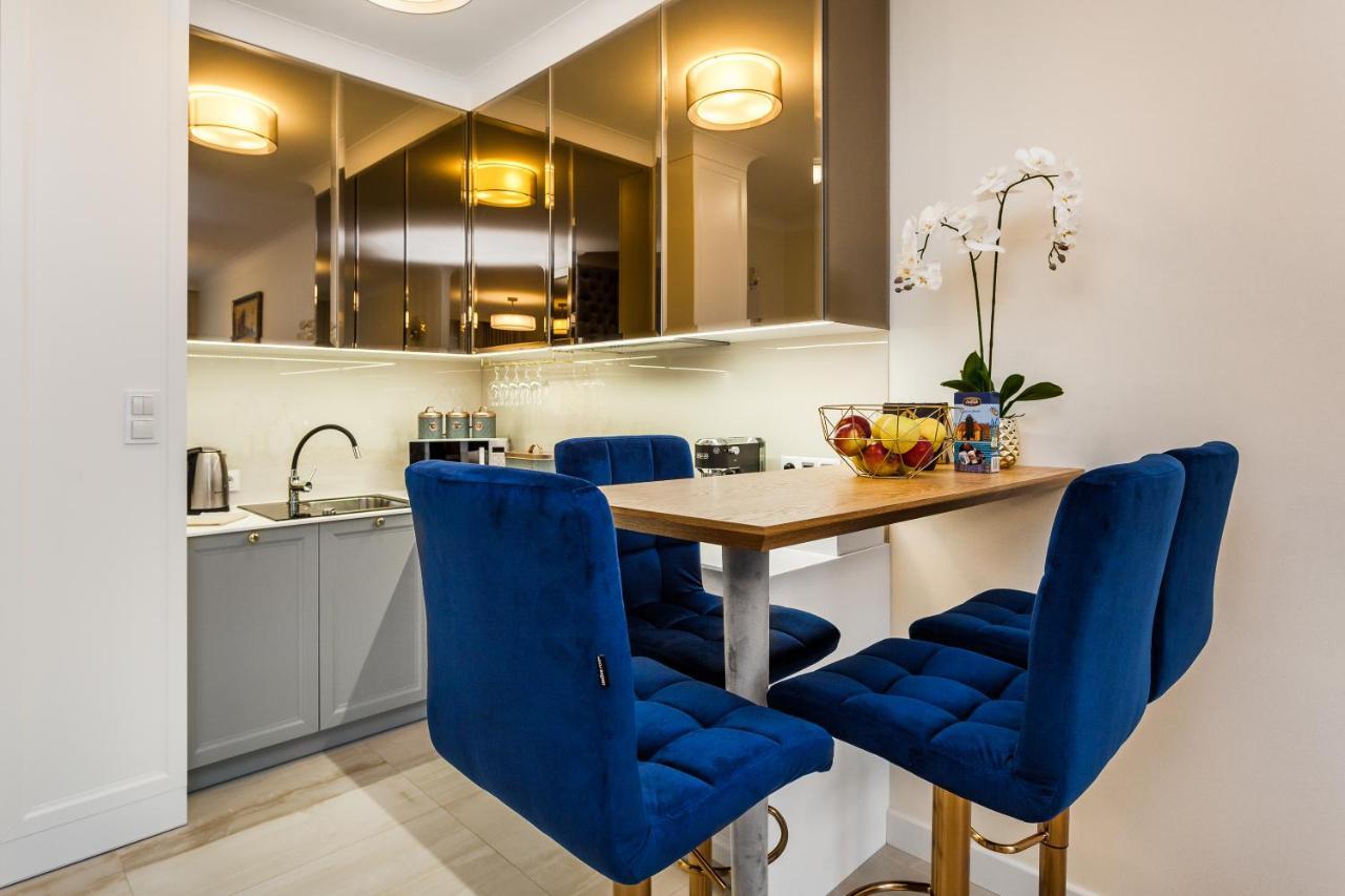 Apartment Tartaczna 9 *