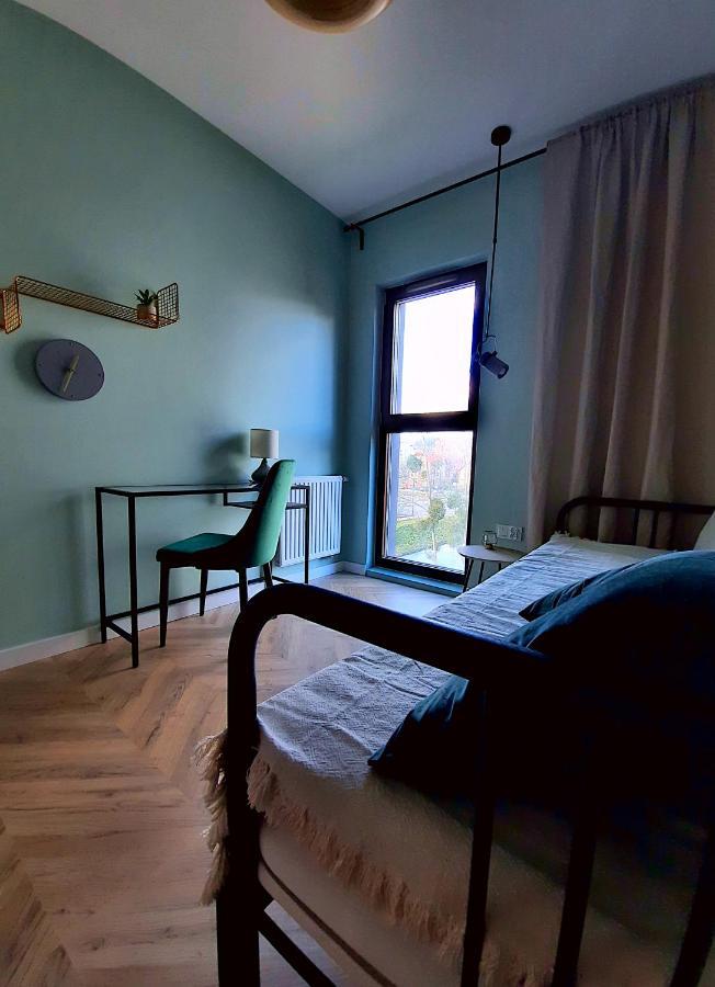 Apartment Trident I *