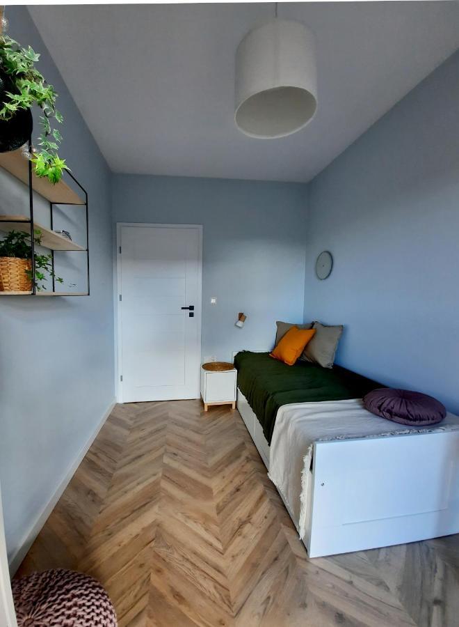Trident I Apartment