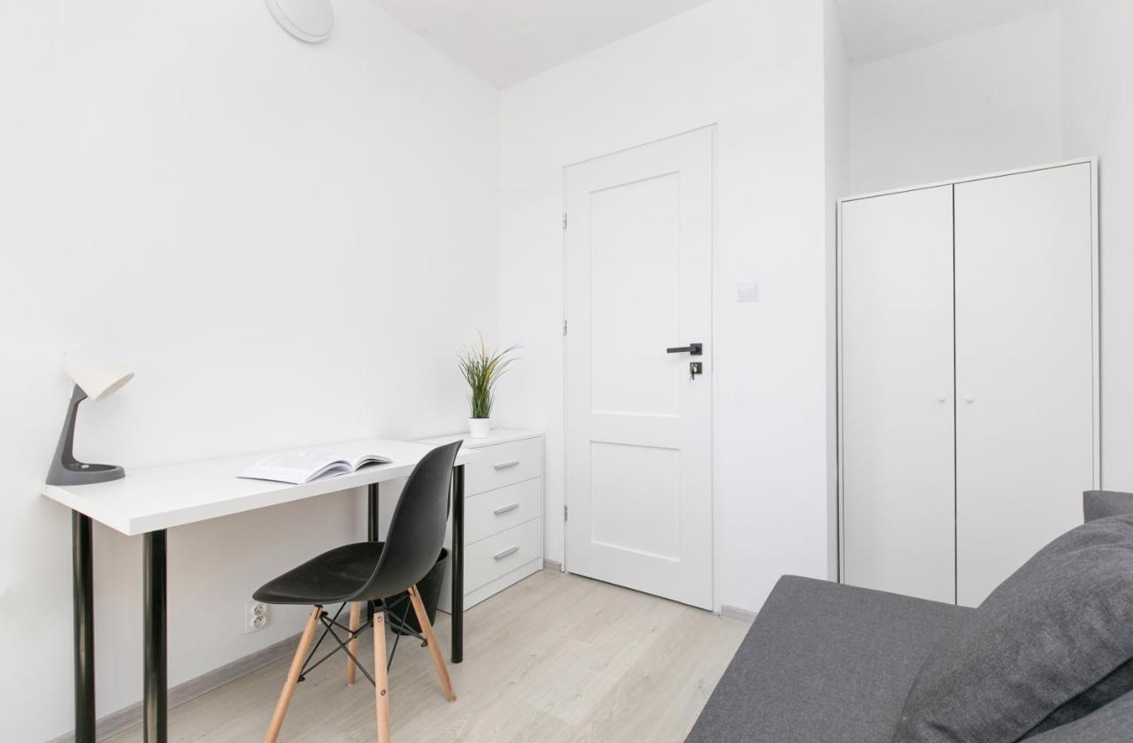 Rooms4less Guesthouset Gdańsk
