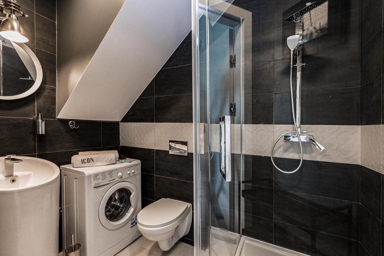 Icon Aparthotel
