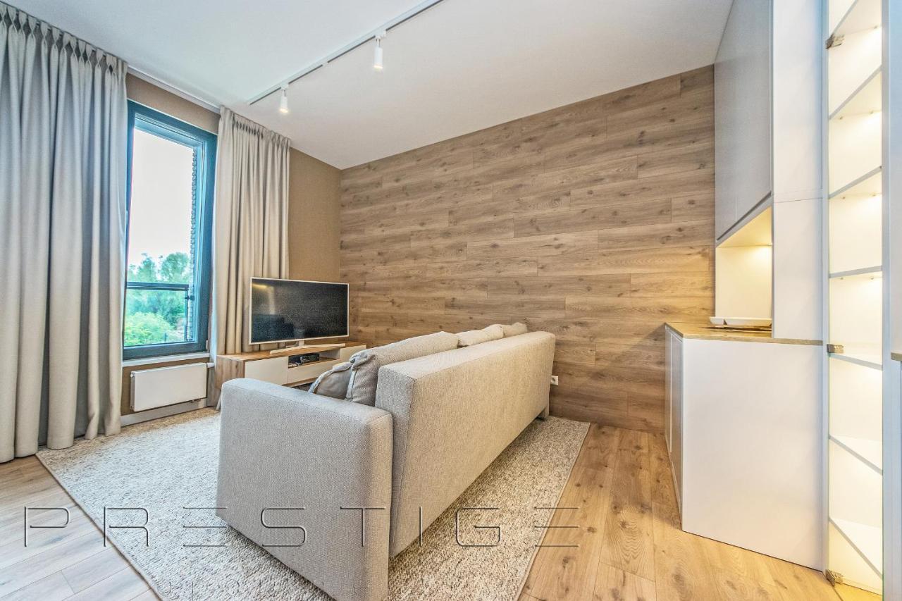 Prestige Botanica Apartment