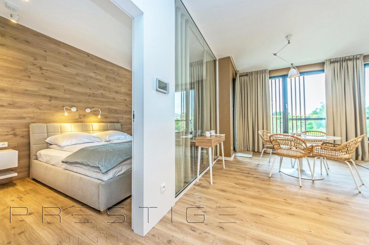 Prestige Botanica Apartment