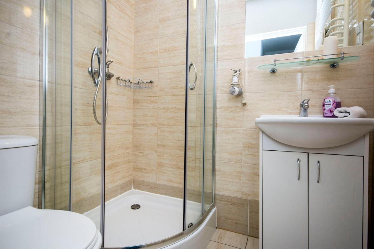 Rentapart Centrum Apartment *