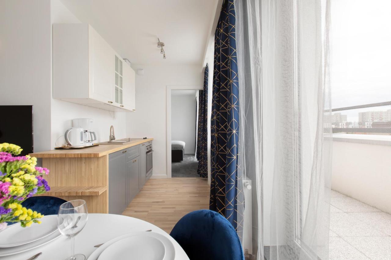 Short Apartment