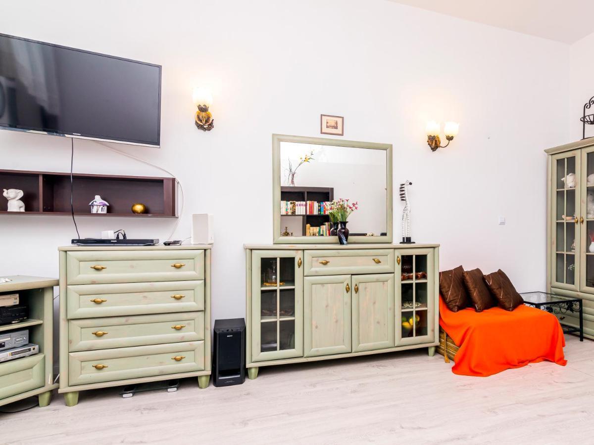 Apartment Lux