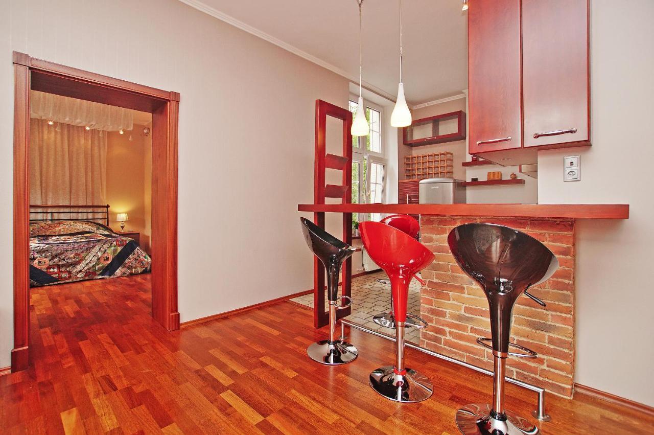 Bayside Maincity Apartment *