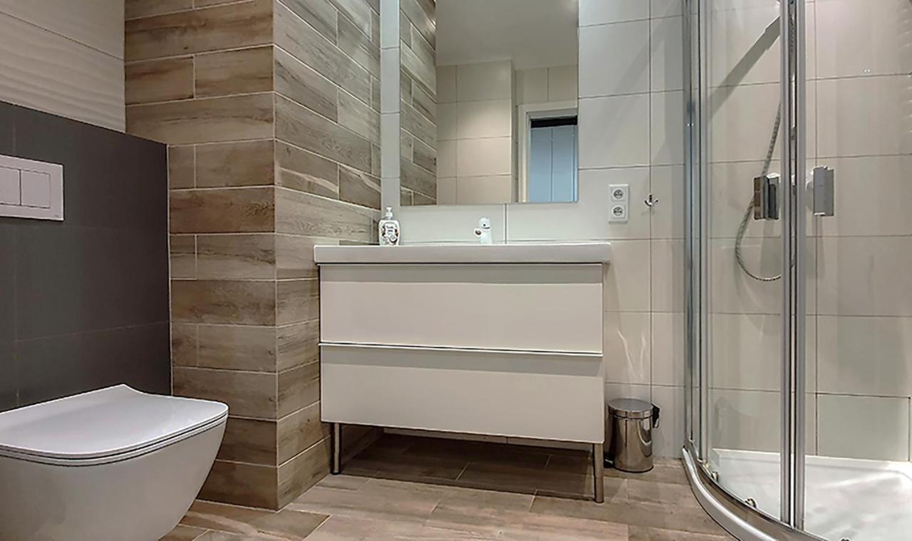 Apartment Cztery Oceany, Apartament Blisko Plazy, Grey *
