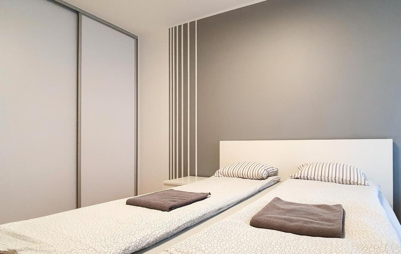 Apartament Cztery Oceany, Apartament Blisko Plaży, Grey