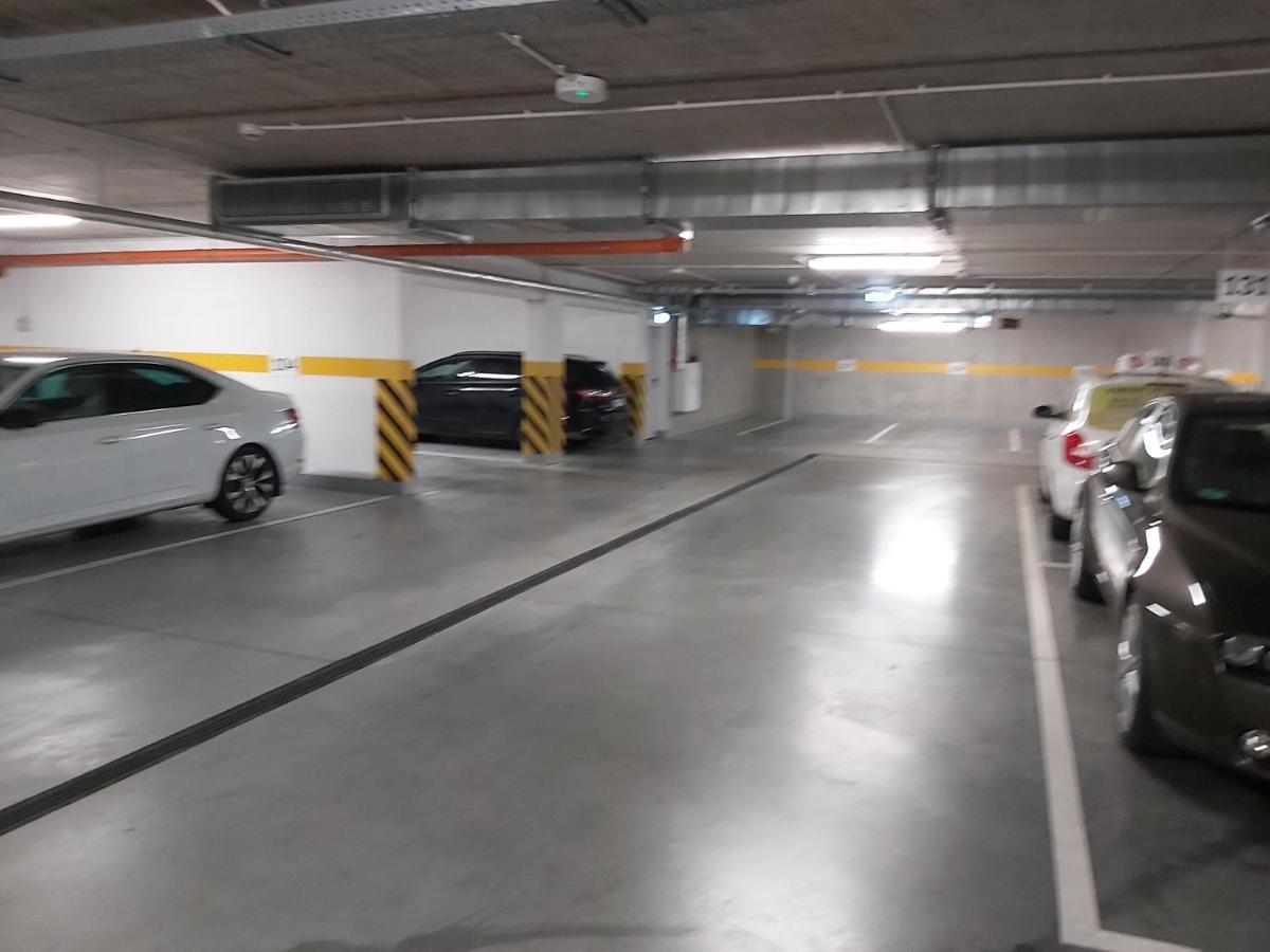 Spectrum Super Vip Free Parking