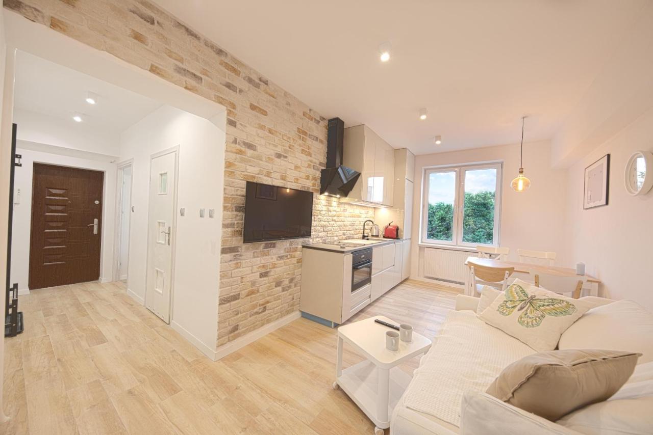 Căn hộ Family Luxury Comfort 2 Bedrooms & Playstation 4 & Panoramic View Of The Gdansk's Old Town & Free Private Parking