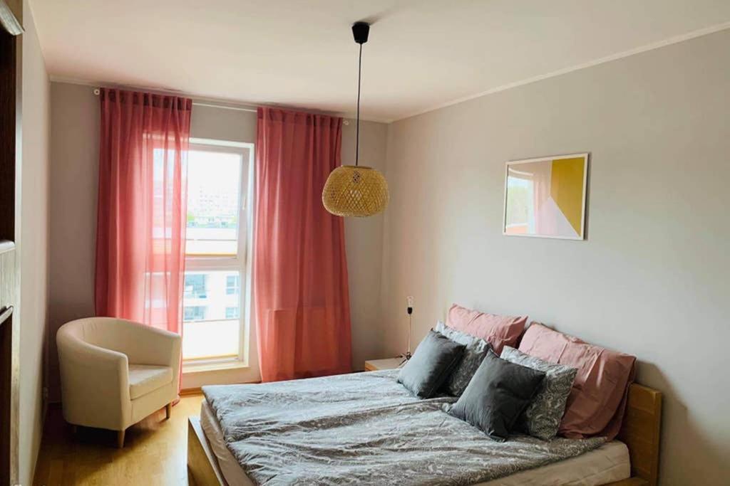 5th Floor Big Balkoon Near Park And Baltic Sea Nice View Privat Parking Place Apartment Gdansk